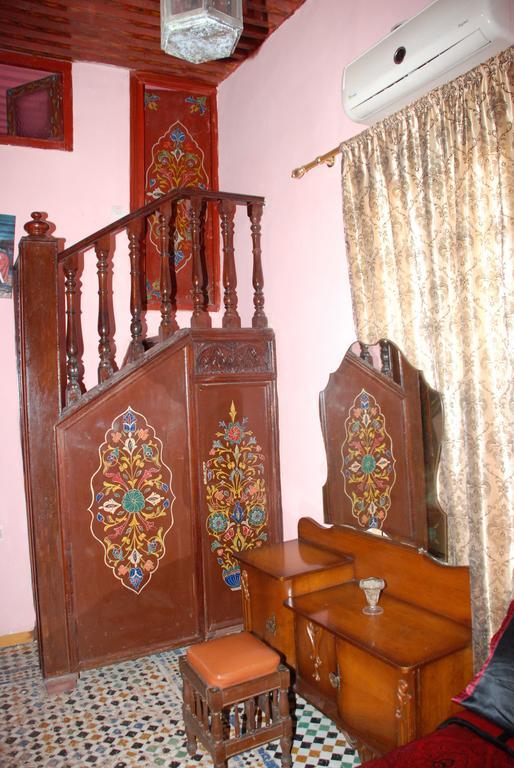 Riad La Source Bleue Fez Esterno foto
