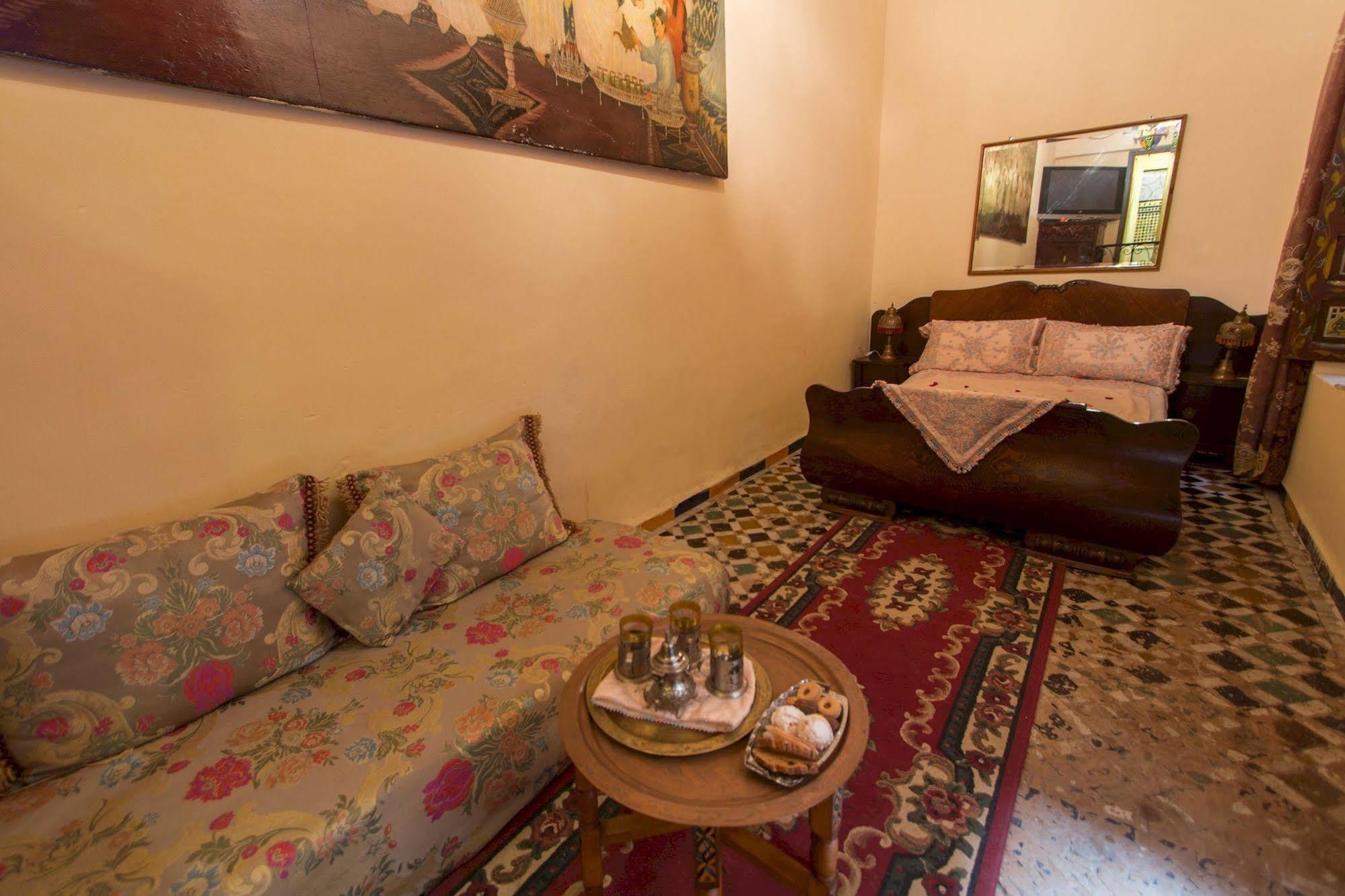 Riad La Source Bleue Fez Esterno foto