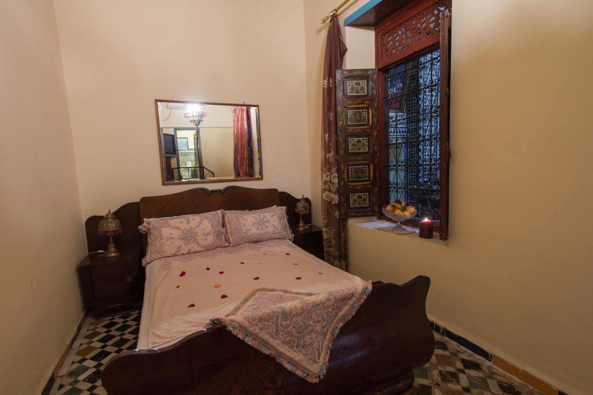 Riad La Source Bleue Fez Esterno foto