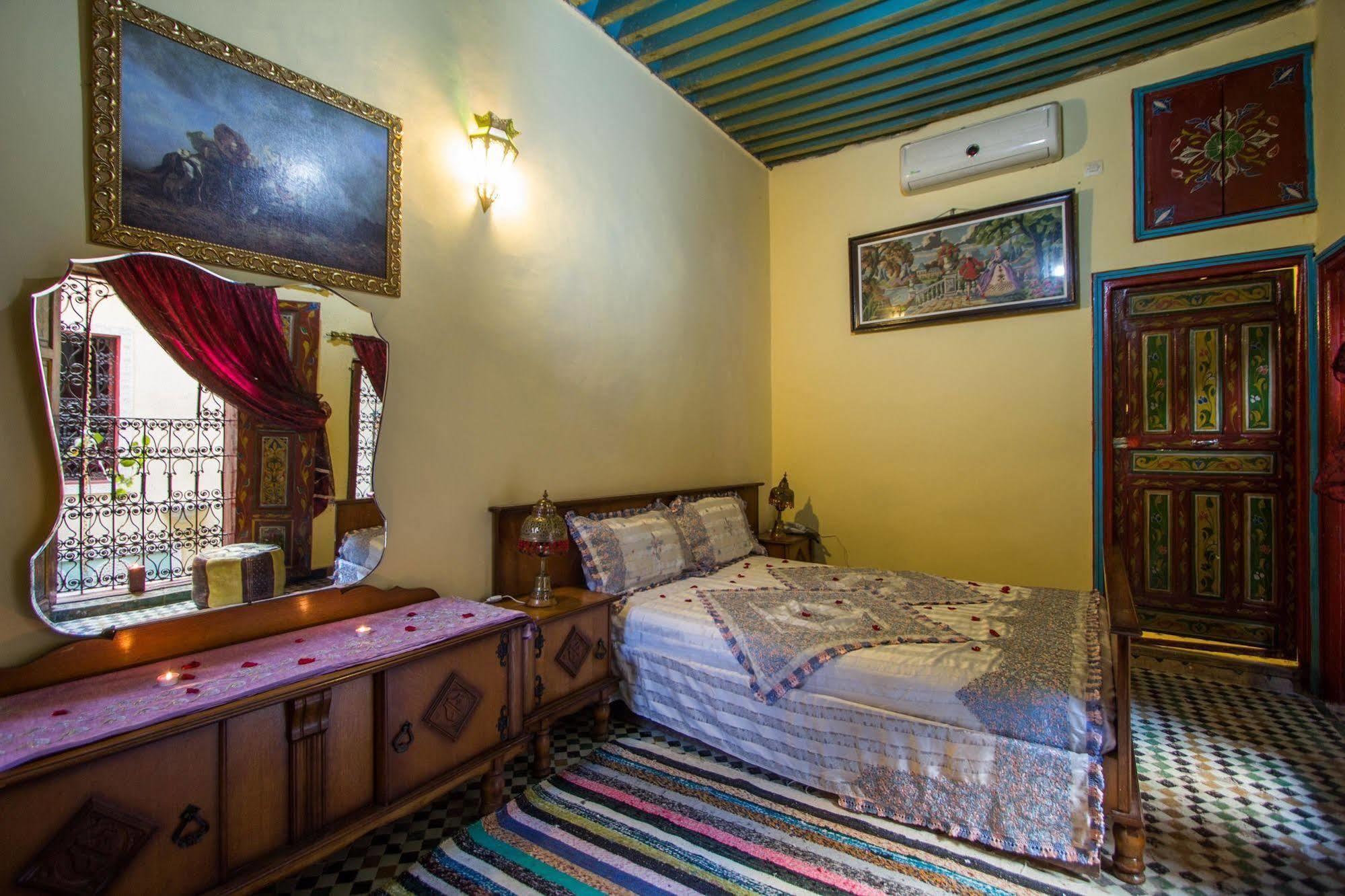 Riad La Source Bleue Fez Esterno foto